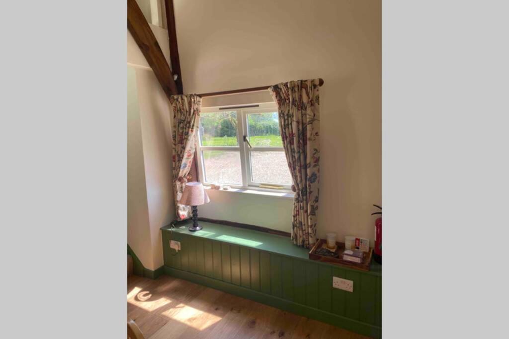 Gorgeous Comfortable Barn With Huge Private Orchard In Quiet Suffolk Location Depden Kültér fotó